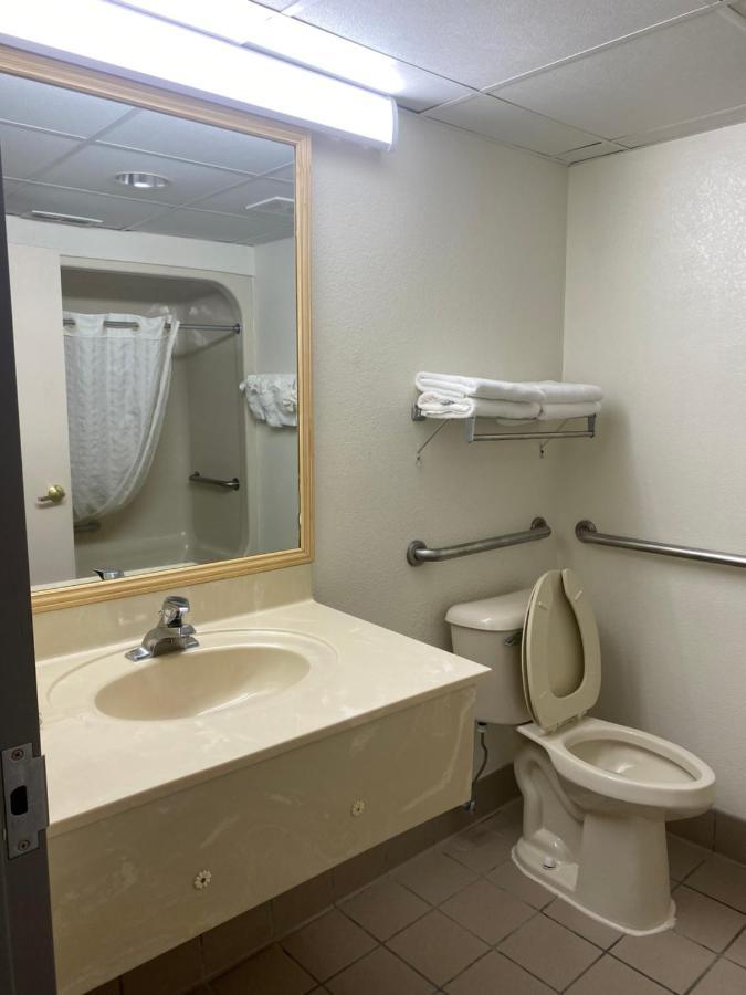 Quality Inn Surfside Beach Buitenkant foto